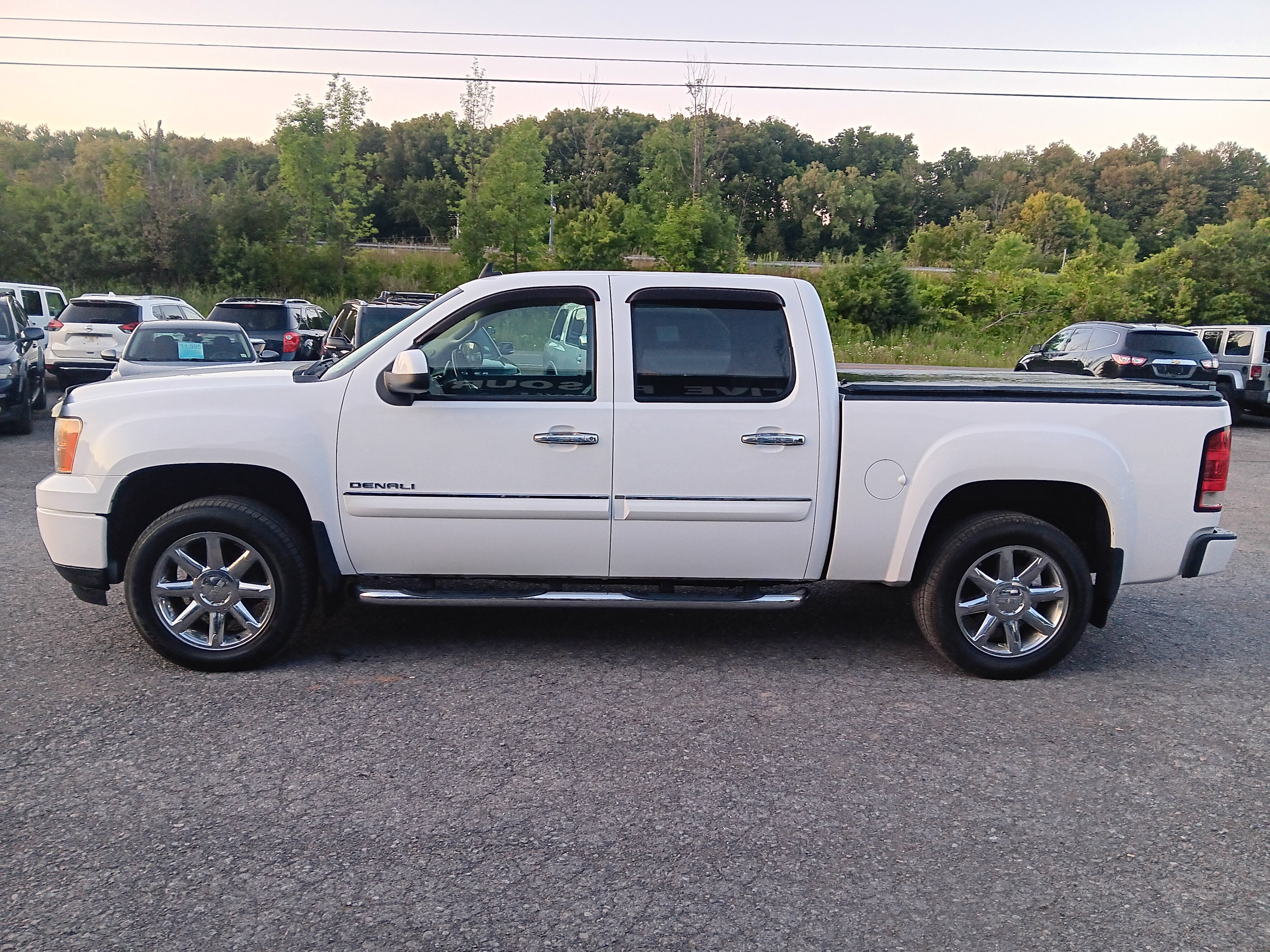 Used 2011 GMC Sierra 1500 Denali AWD/4WD image 2