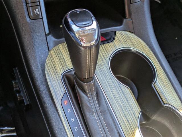 Used 2019 GMC Acadia Denali image 12