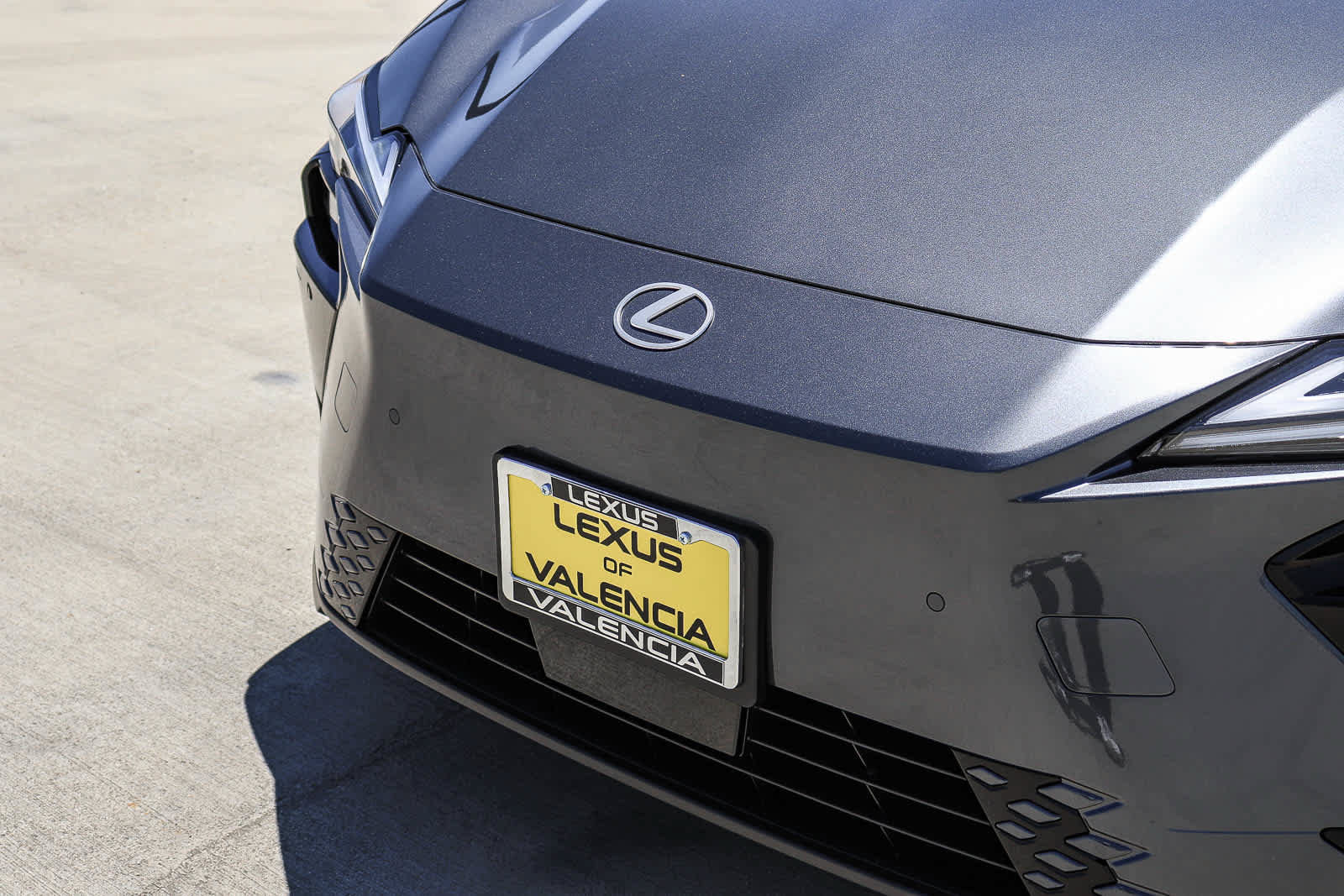 New 2026 Lexus ES 350e FWD image 8