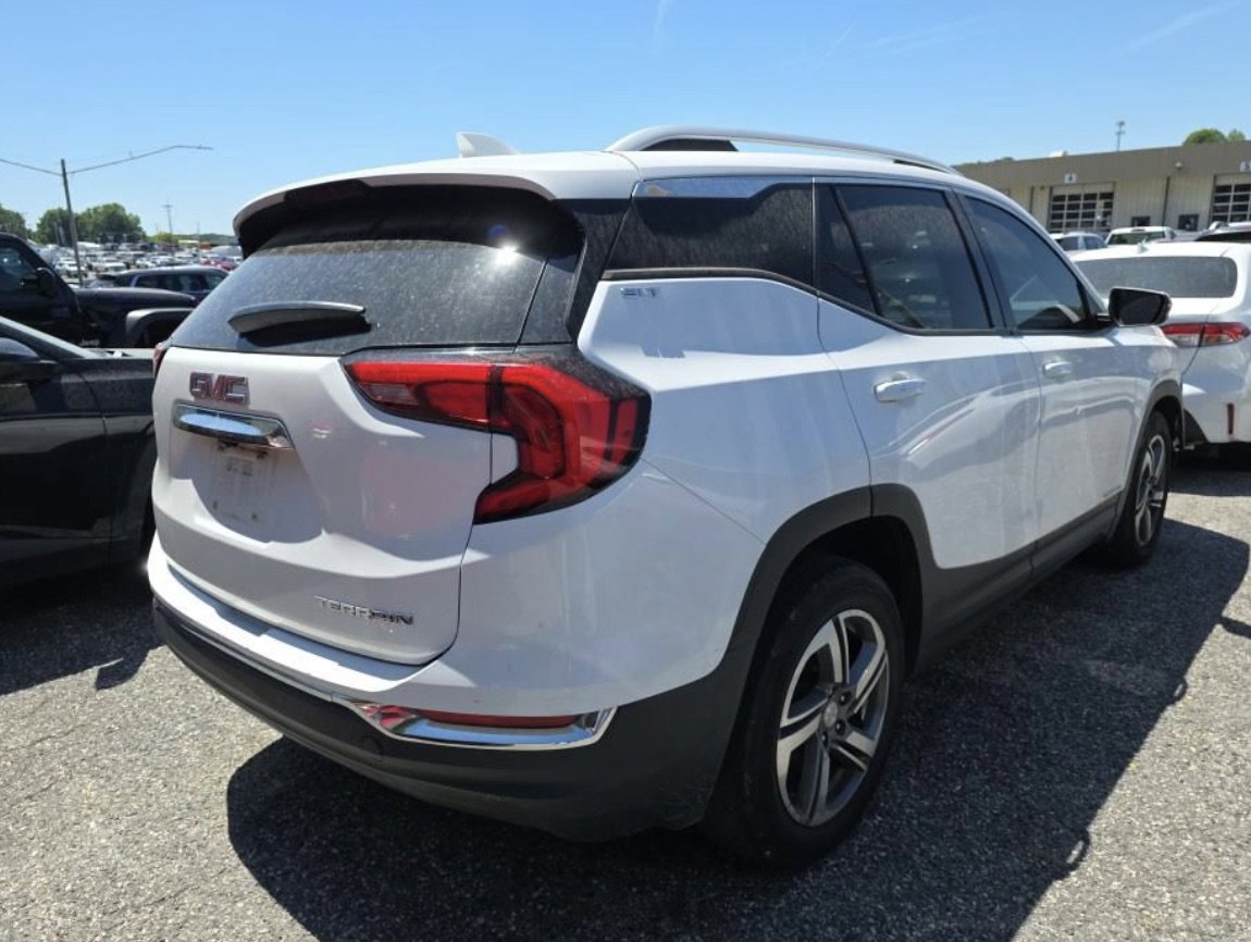 Used 2020 GMC Terrain SLT FWD image 3