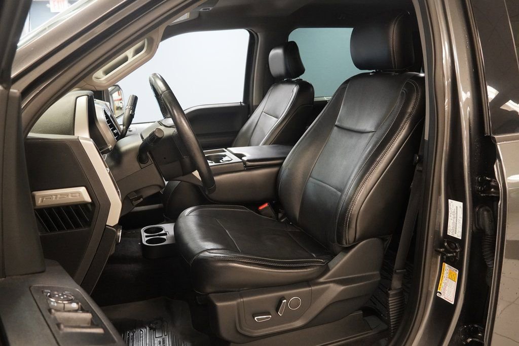 Used 2017 Ford F150 Lariat image 3