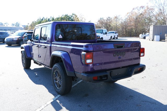 New 2026 Jeep Gladiator Sport image 9