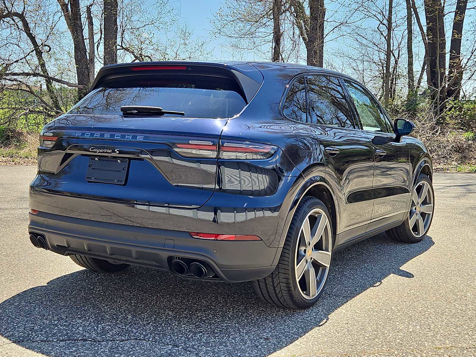 Certified 2023 Porsche Cayenne S AWD/4WD image 7