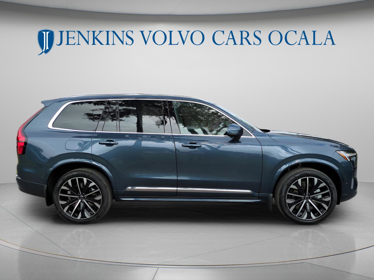 New 2026 Volvo XC90 B6 Ultra w/ Protection Package image 2