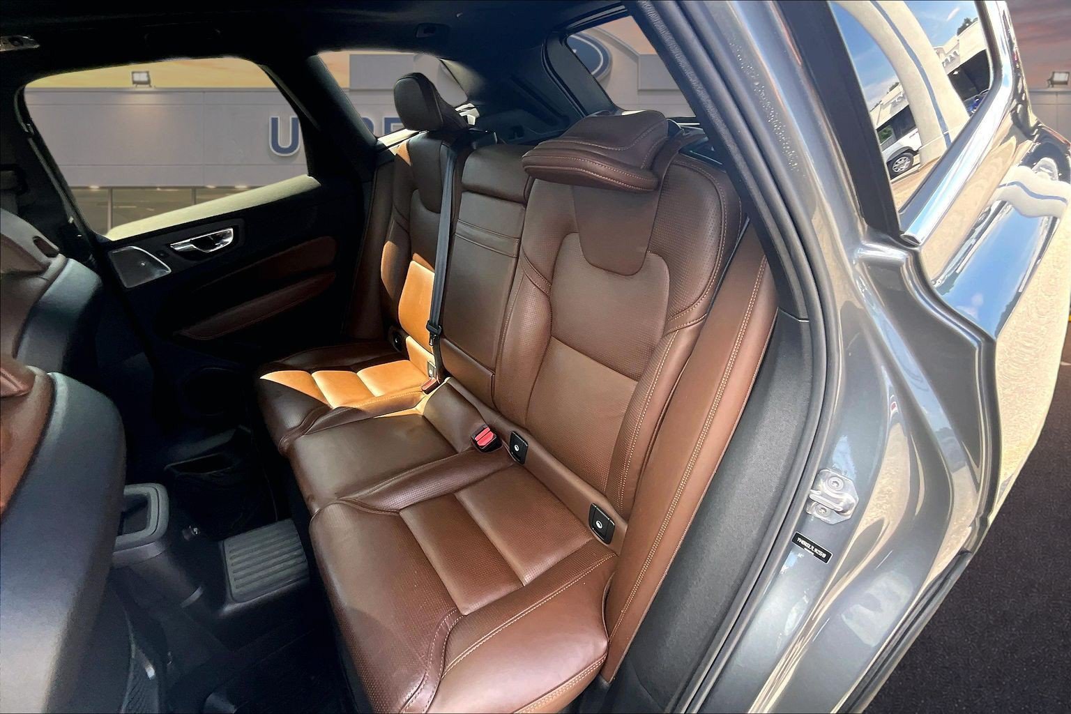 Used 2020 Volvo XC60 T8 Inscription AWD/4WD image 26