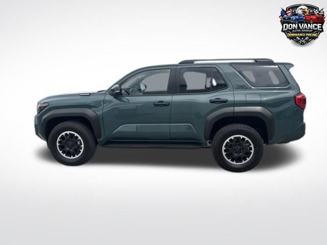 Used 2025 Toyota 4Runner TRD Off-Road image 2