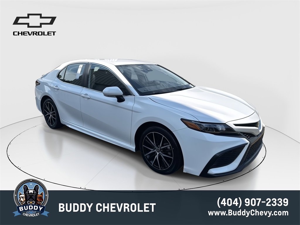 Used 2023 Toyota Camry SE