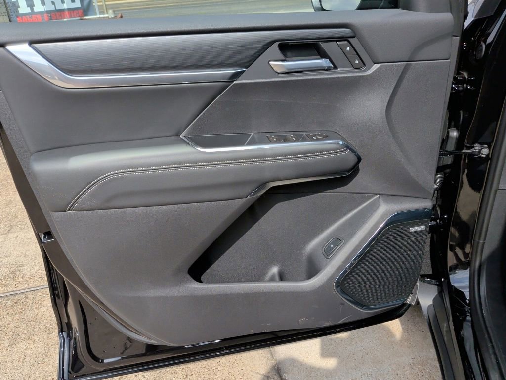 New 2026 GMC Acadia Elevation w/ Black Edition image 11