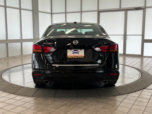 Used 2022 Nissan Altima 2.5 SV w/ SV Premium Package FWD image 6