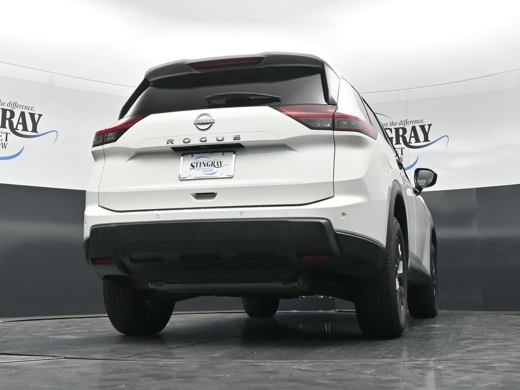 Used 2024 Nissan Rogue S FWD image 34