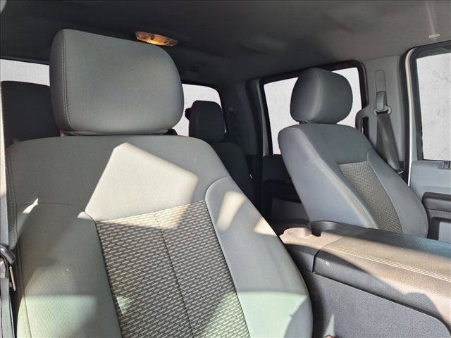 Used 2015 Ford F250 XLT w/ XLT Premium Package AWD/4WD image 13