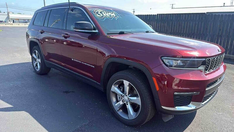 Used 2021 Jeep Grand Cherokee L Limited AWD/4WD image 2