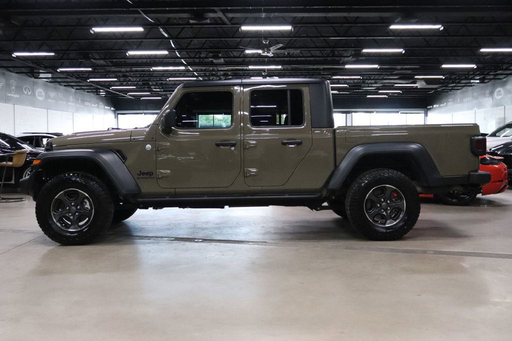 Used 2020 Jeep Gladiator Sport image 2
