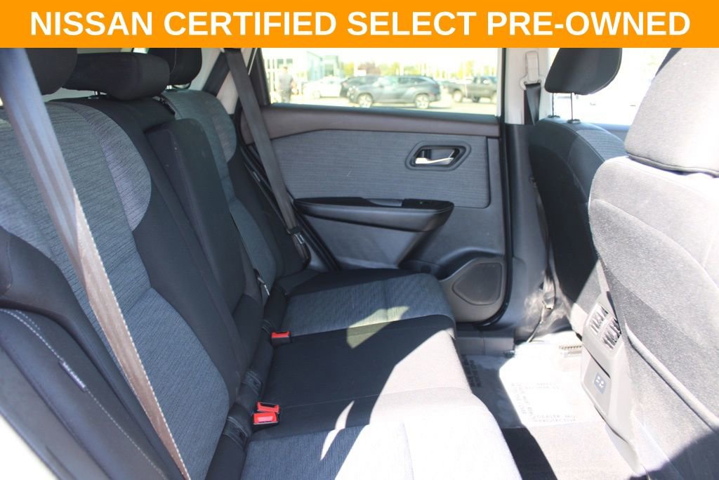 Certified 2023 Nissan Rogue SV image 23