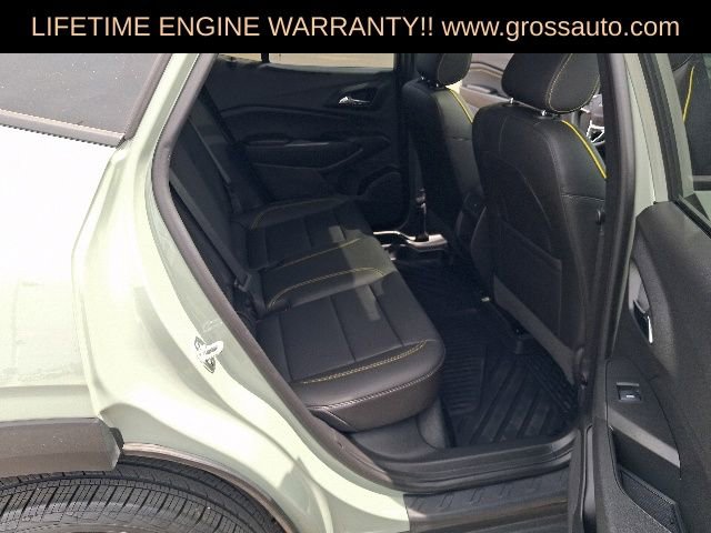 Used 2025 Chevrolet Trax ACTIV w/ Sunroof Package FWD image 29