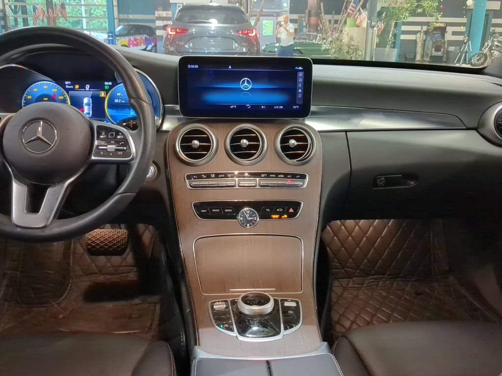 Used 2021 Mercedes-Benz C 300 4MATIC Sedan image 14