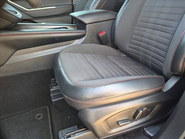 Used 2025 Ford Explorer ST-Line RWD image 15