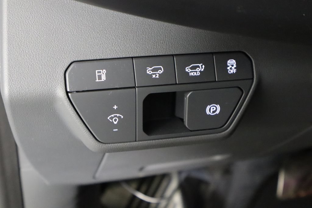 Used 2024 Kia EV9 GT-Line AWD/4WD image 23