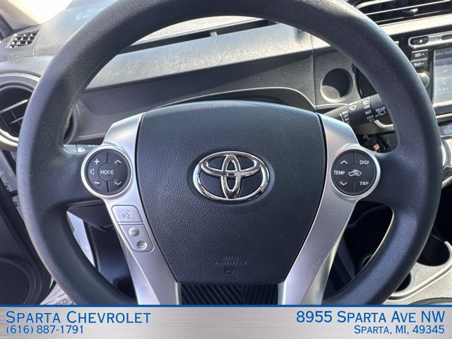 Used 2016 Toyota Prius C One FWD image 18