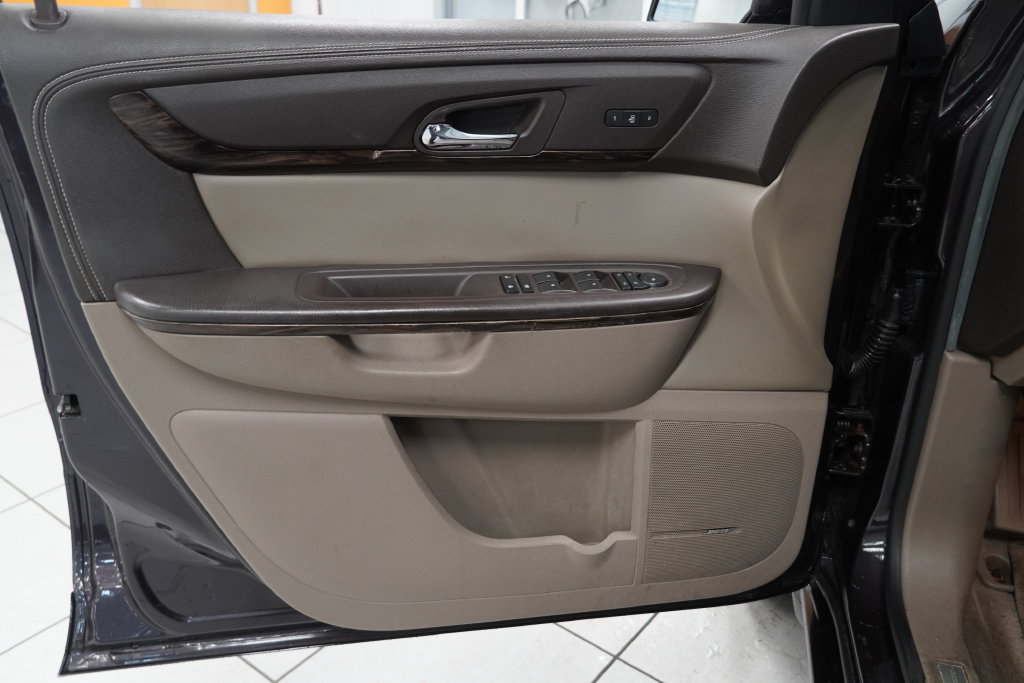 Used 2016 GMC Acadia Denali AWD/4WD image 19