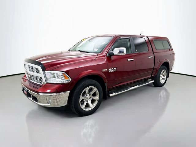 Used 2017 RAM 1500 Laramie w/ Convenience Group AWD/4WD image 3