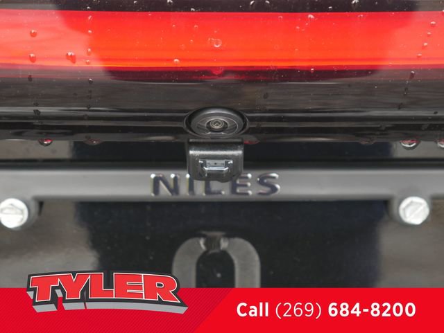 New 2026 Chrysler Pacifica Select AWD/4WD image 15