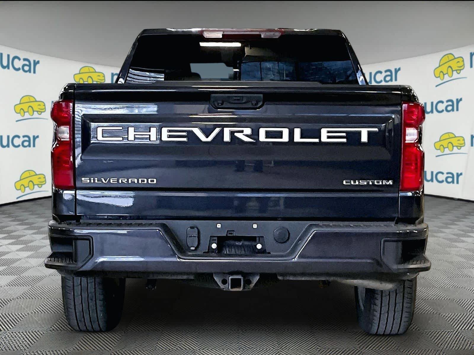 Used 2023 Chevrolet Silverado 1500 Custom image 5