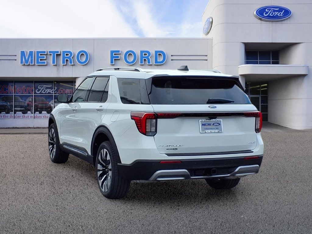 New 2026 Ford Explorer Platinum w/ LUX Leather Package AWD/4WD image 5