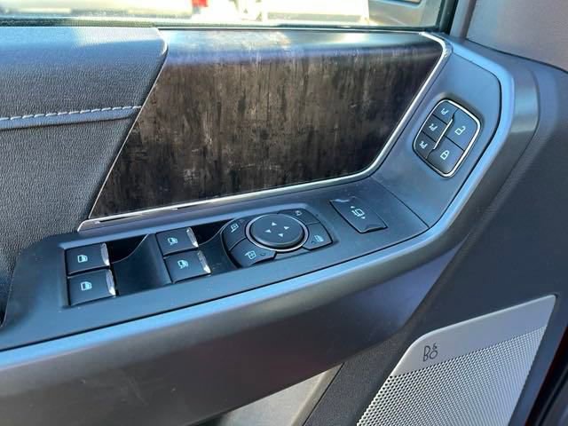 New 2024 Ford F250 Lariat w/ Lariat Ultimate Package image 23