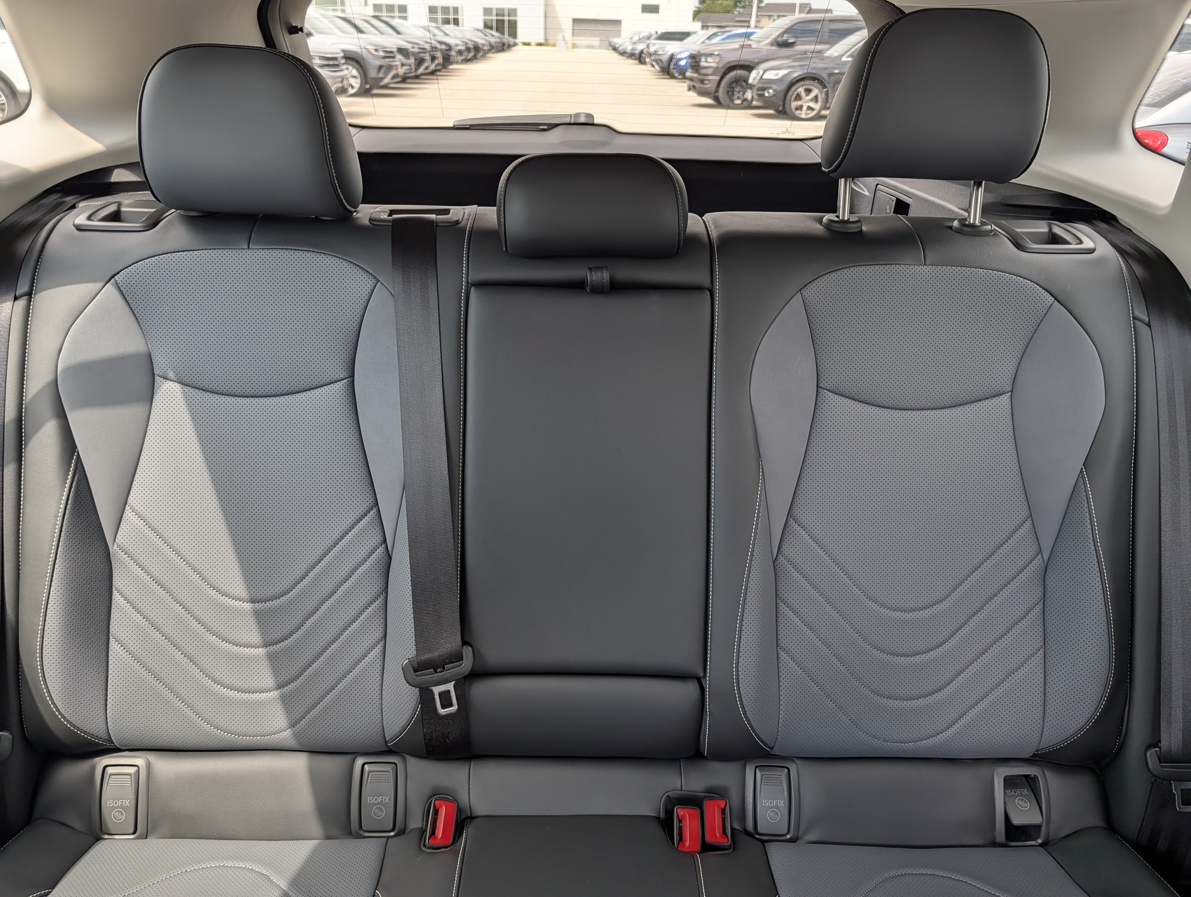Certified 2026 Volkswagen Tiguan SE AWD/4WD image 16