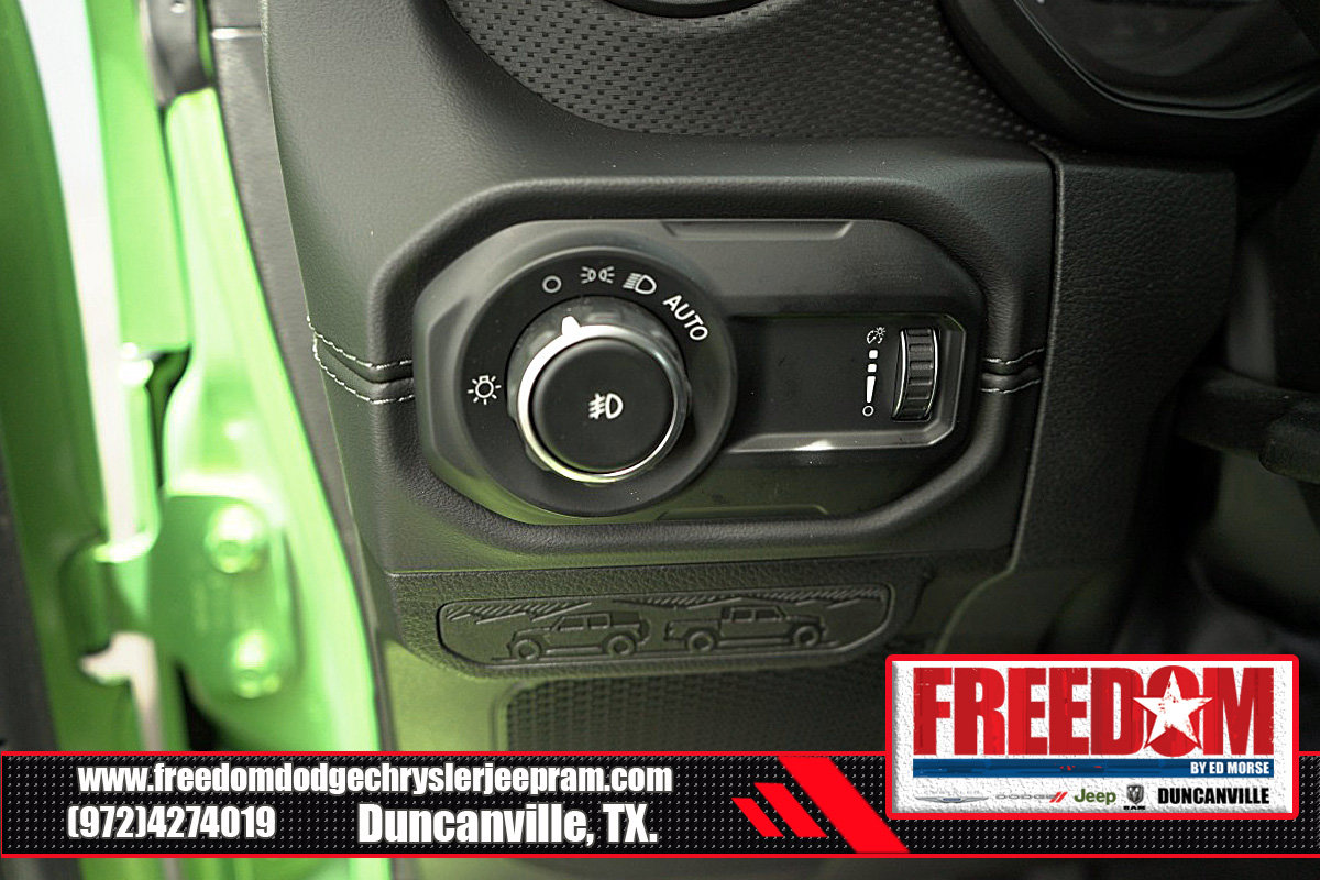 New 2025 Jeep Wrangler Unlimited Rubicon AWD/4WD image 28