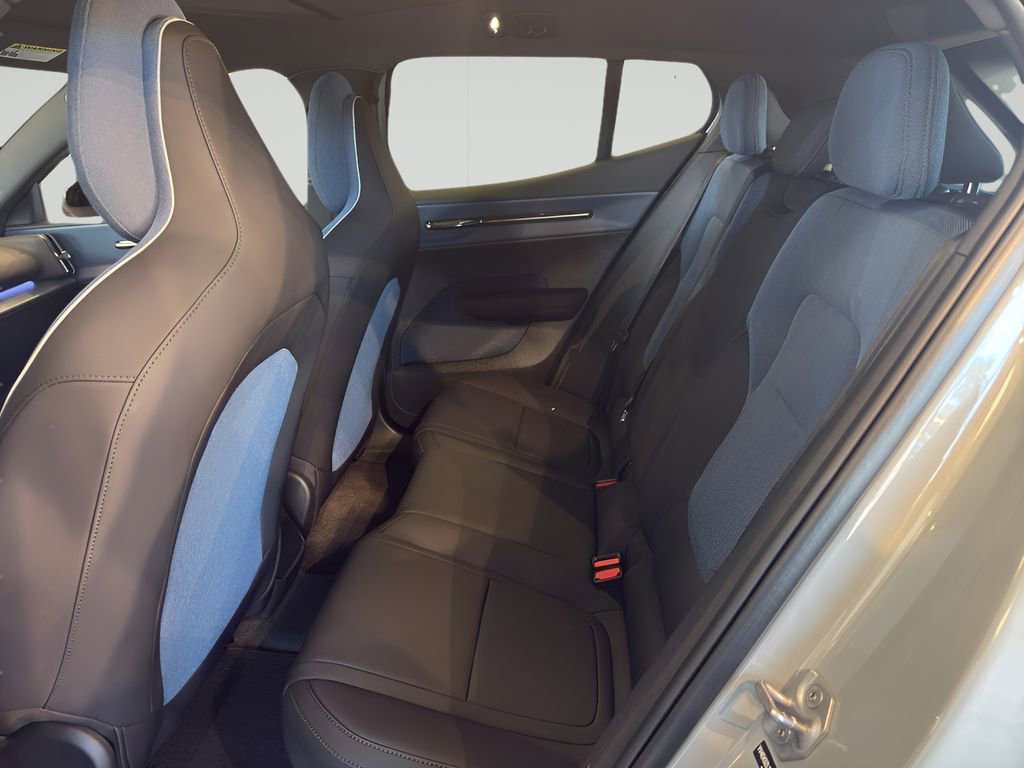 New 2026 Volvo EX30 Ultra w/ Protection Package image 23