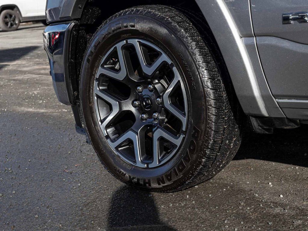 Used 2025 RAM 1500 Laramie image 7