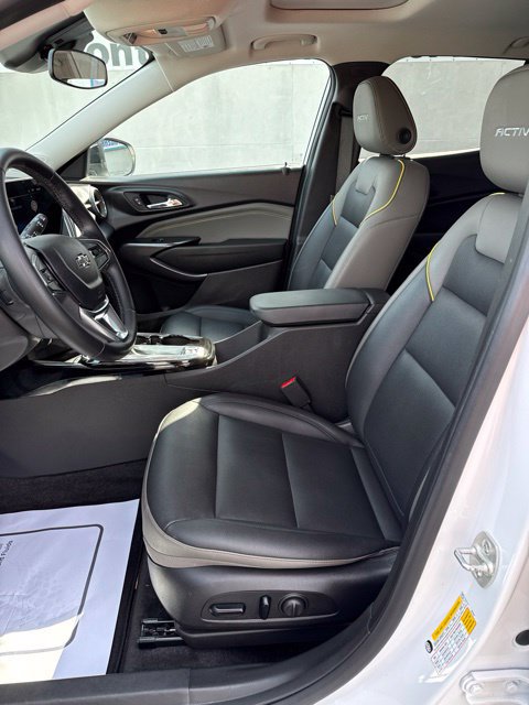 Used 2024 Chevrolet Trax ACTIV w/ Sunroof Package FWD image 13