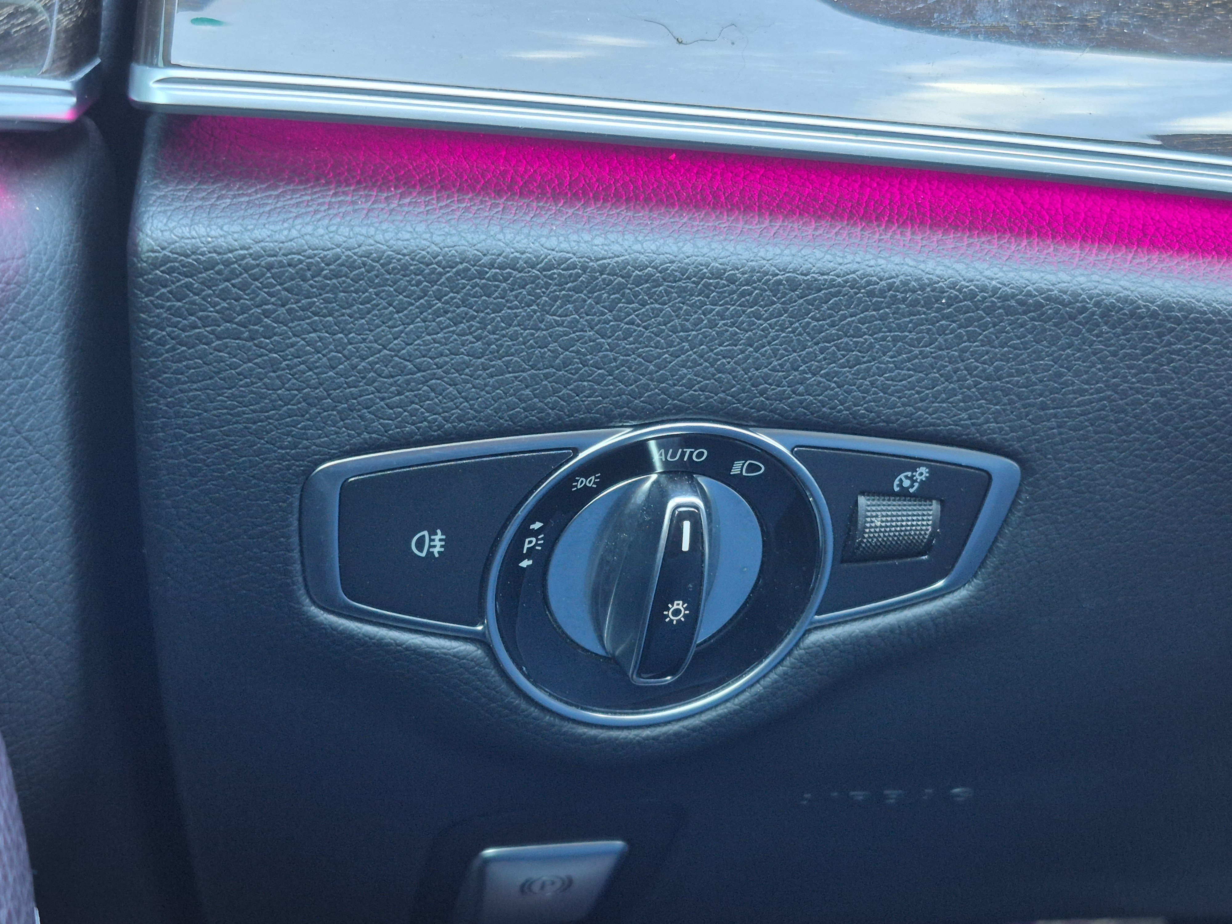 Used 2020 Mercedes-Benz E 350 4MATIC Sedan image 32