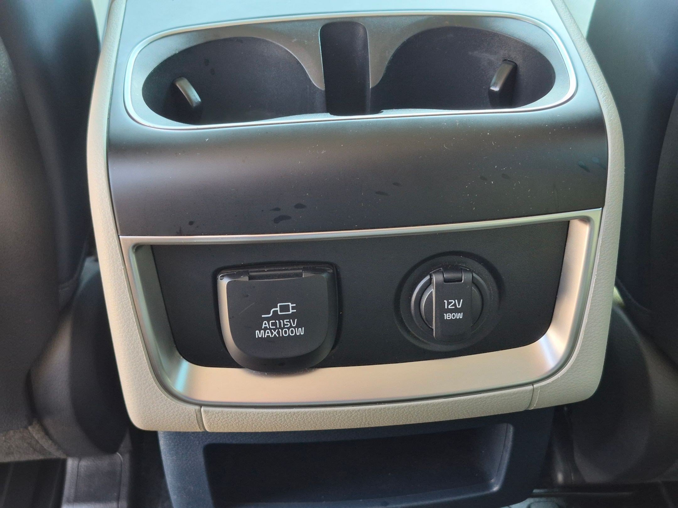 Used 2025 Kia Carnival SX w/ SX Dark Edition Package FWD image 26