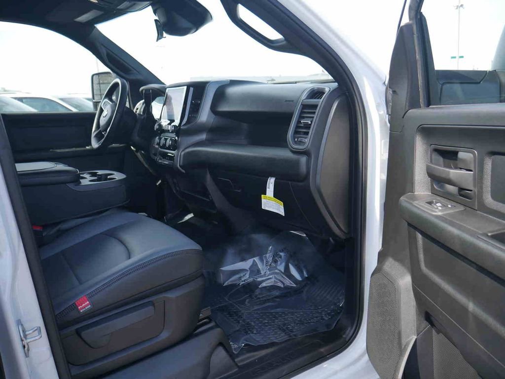 New 2026 RAM 3500 Tradesman w/ Chrome Appearance Group image 29