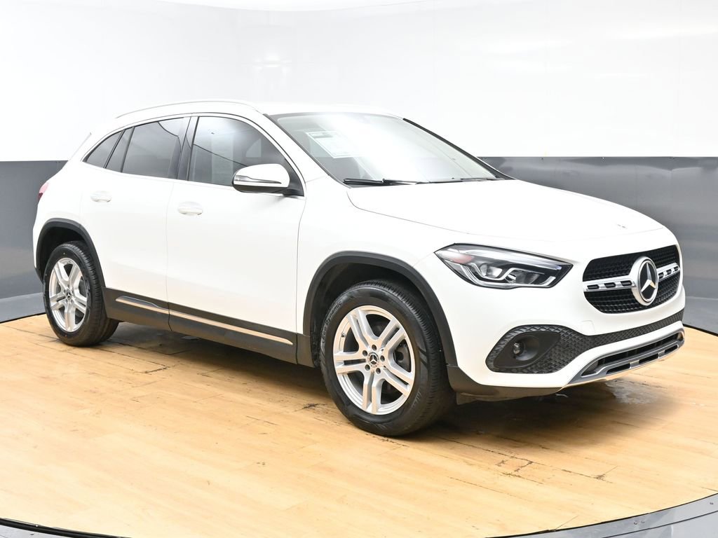 Used 2022 Mercedes-Benz GLA 250 w/ Premium Package Lite image 6