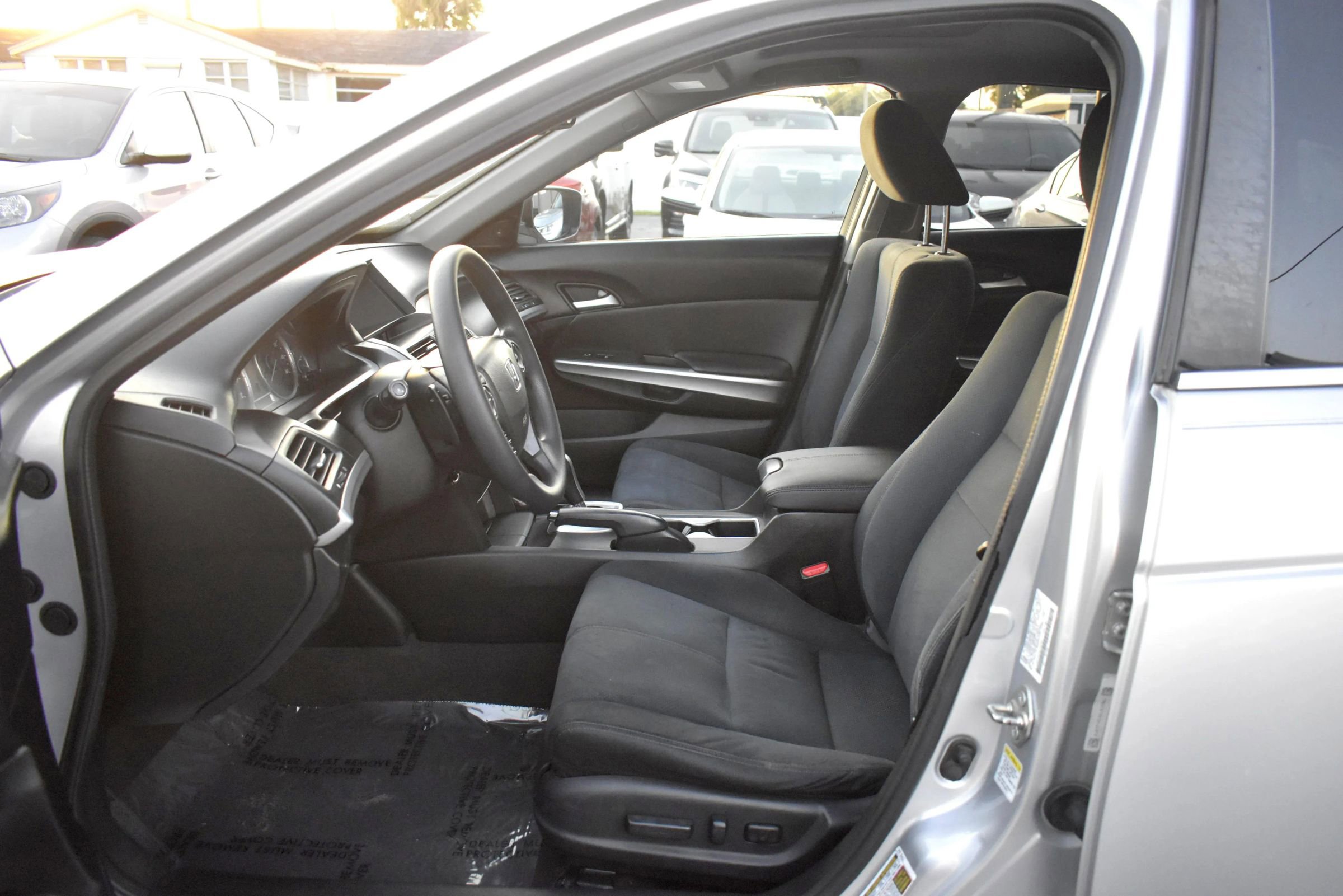 Used 2014 Honda Crosstour EX image 9