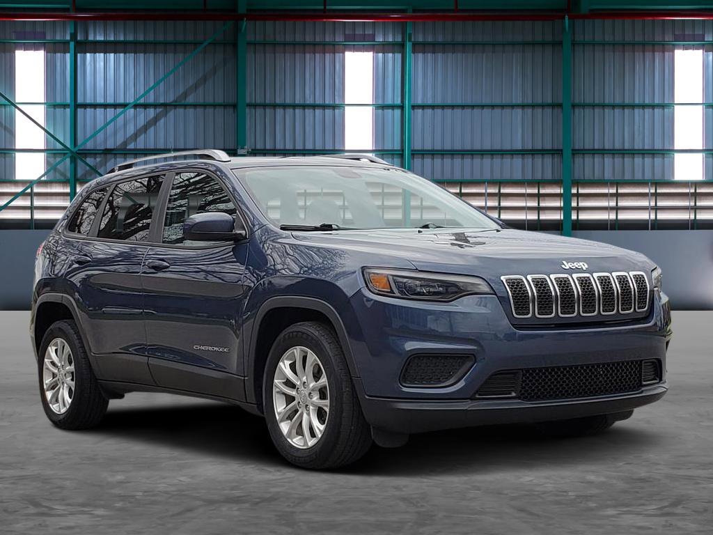 Used 2020 Jeep Cherokee Latitude w/ Cold Weather Group FWD image 6
