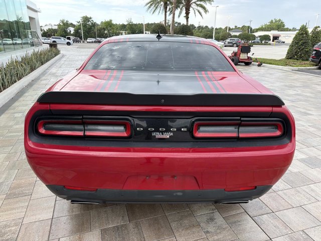 Used 2016 Dodge Challenger R/T Scat Pack RWD image 3