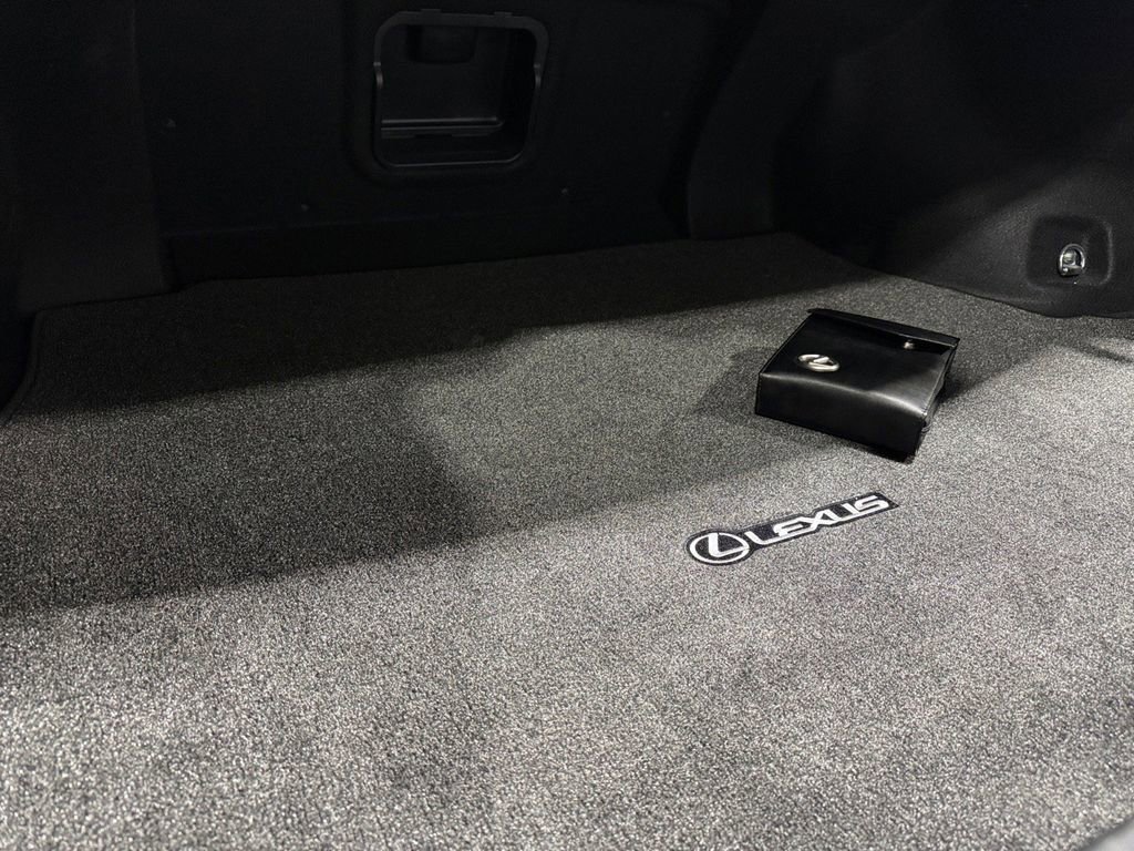 Used 2023 Lexus ES 350 w/ Premium Package image 6