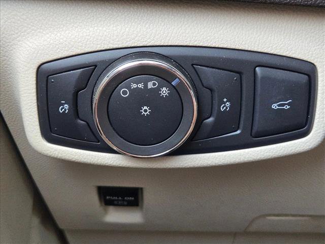 Used 2017 Lincoln MKC Select w/ Select Plus Package image 11