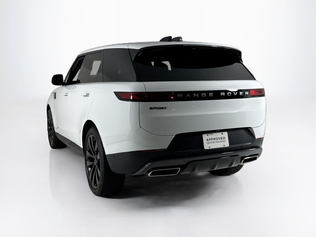 Used 2026 Land Rover Range Rover Sport SE AWD/4WD image 3