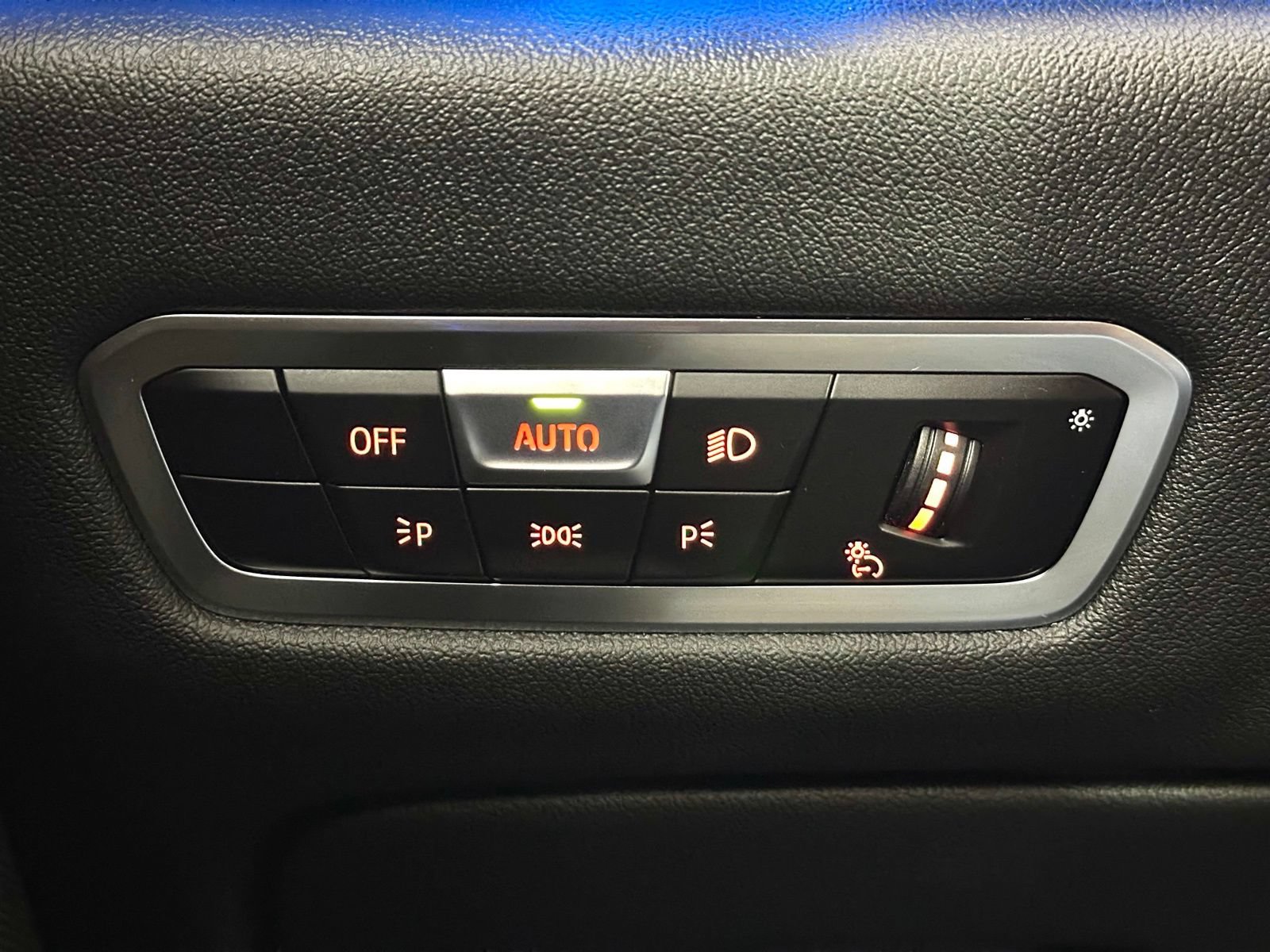 Used 2023 BMW X5 xDrive45e AWD/4WD image 35