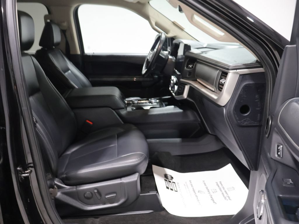 Used 2023 Ford Expedition XLT AWD/4WD image 22