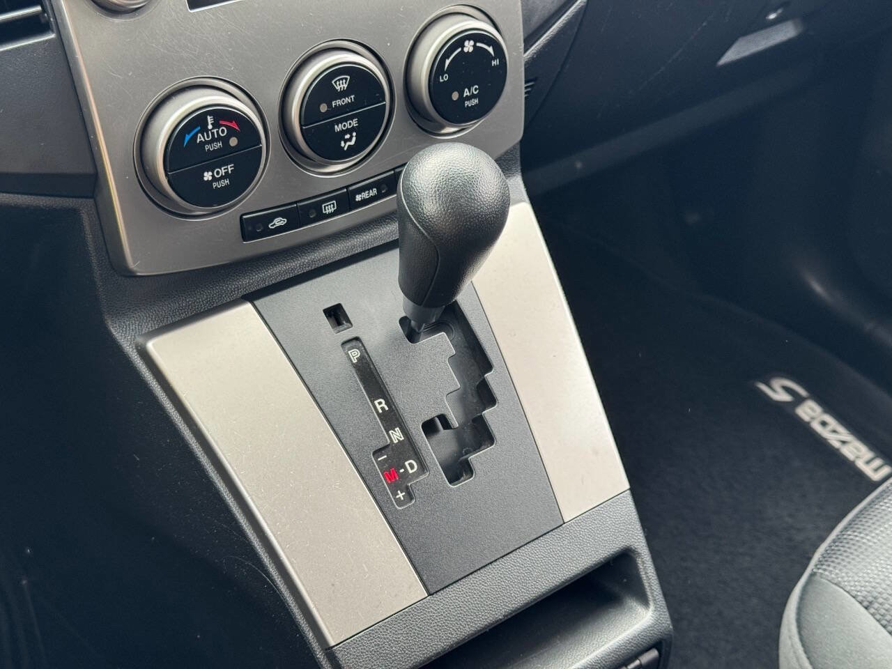 Used 2010 MAZDA MAZDA5 Sport image 35