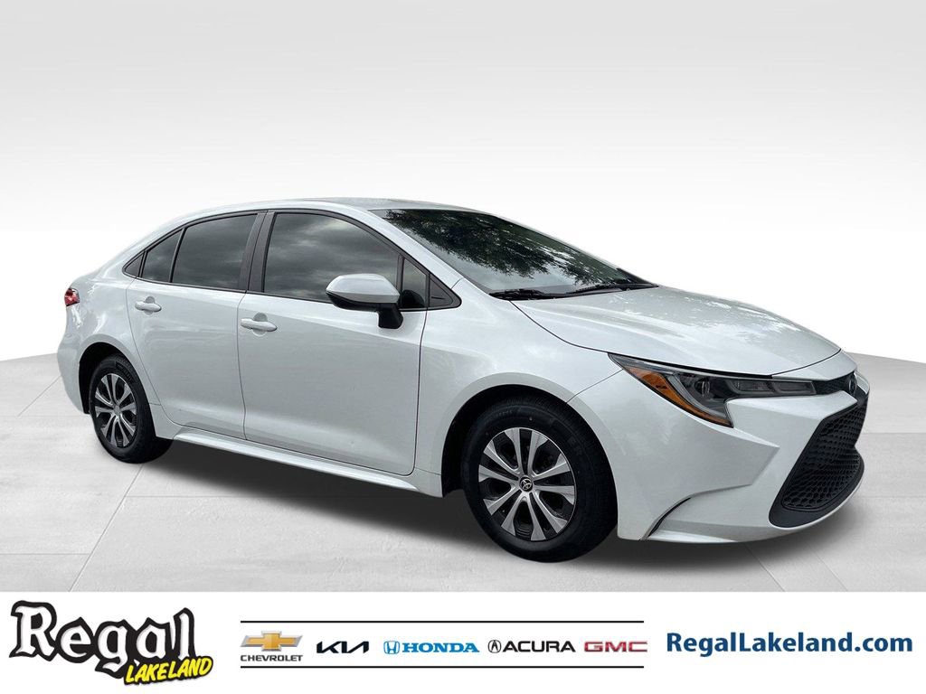 Used 2022 Toyota Corolla LE