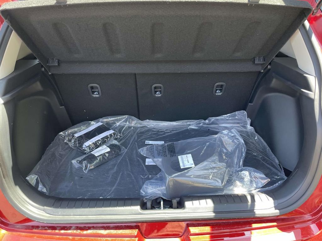 New 2025 Hyundai Venue SEL image 10