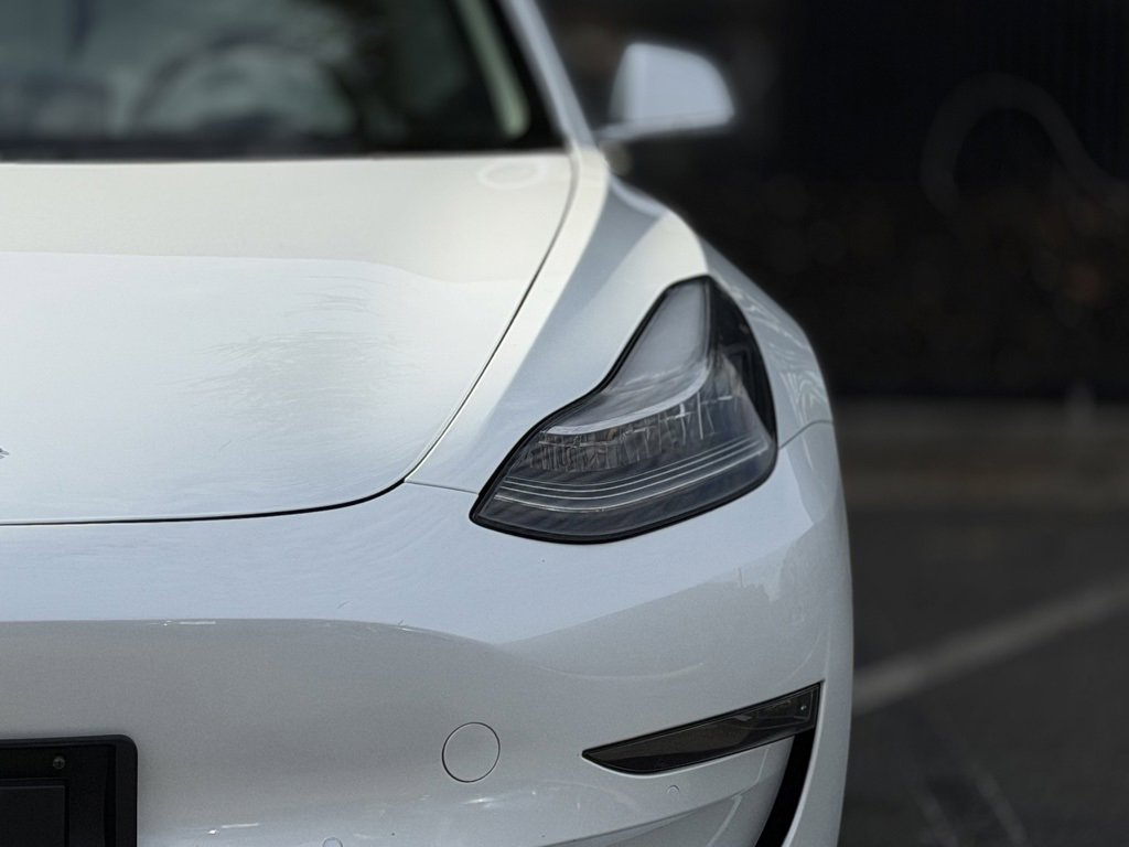 Used 2020 Tesla Model 3 Standard Range Plus image 5